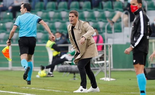 Robert Moreno: «Damos el punto por bueno; lo vi peligrar»