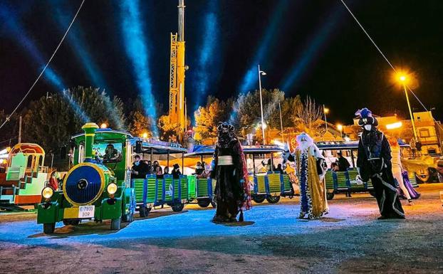 La provincia se adapta a la covid con cabalgatas de Reyes estáticas o regalos a domicilio