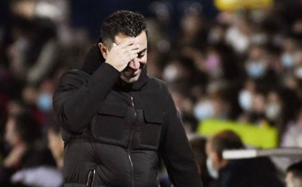 Xavi: «Éramos mejores, pero estábamos perdiendo y estábamos fuera»