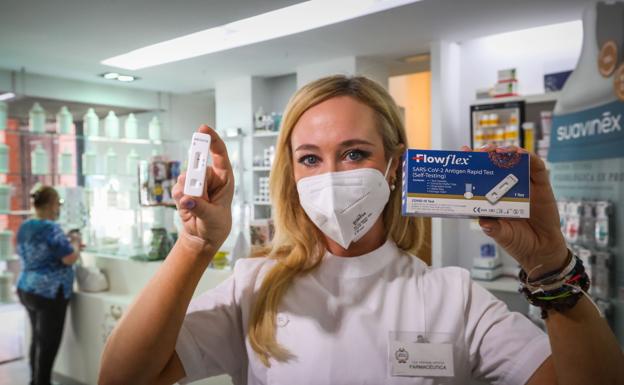 Los almerienses gastaron más de 2,1 millones de euros en test de antígenos durante la Navidad