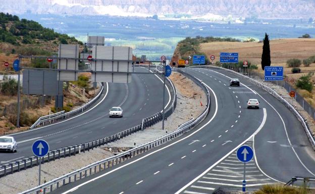 Una persona fallecida y tres heridas en un accidente de tráfico en Purullena