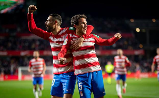 Luis Milla completa cinco partidos seguidos por primera vez desde su etapa en el Tenerife