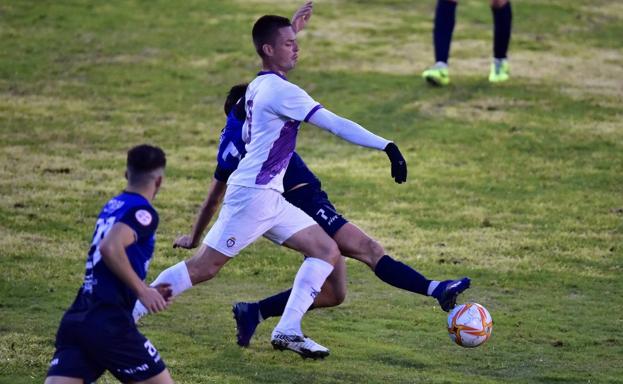 El Real Jaén insiste en el mercado invernal en busca de refuerzos para la plantilla