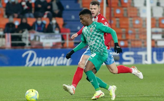 El Almería tiene un grano en el Lugo