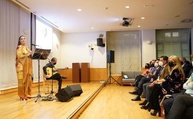 Granada ensalza en Madrid su concurso de cante jondo