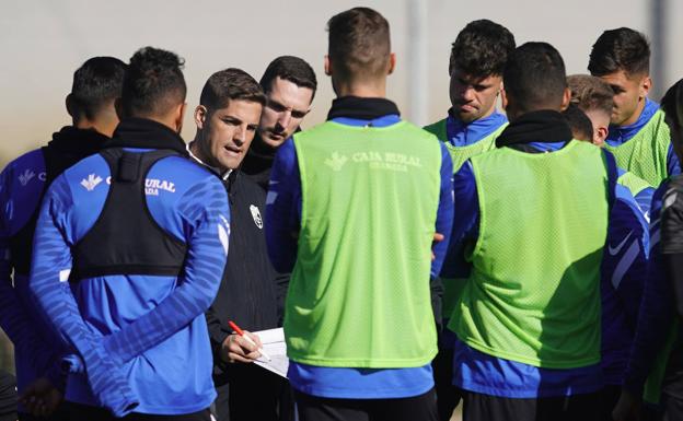 «Tenemos un plantilla larga y de nivel para afrontar estos dos partidos»