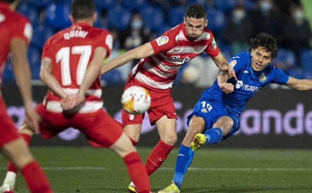 Duarte queda apercibido tras una calamitosa segunda mitad