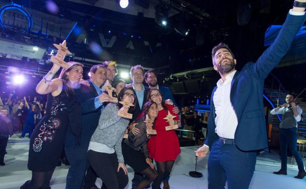 Dos influencers de Almería optan a los Goyas de los viajes