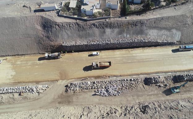 ¿Estarán las obras del AVE de Almería en servicio antes de que acabe 2026?