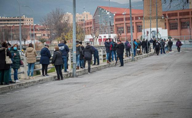 Novecientas personas pasaron por Fermasa para vacunarse sin cita previa