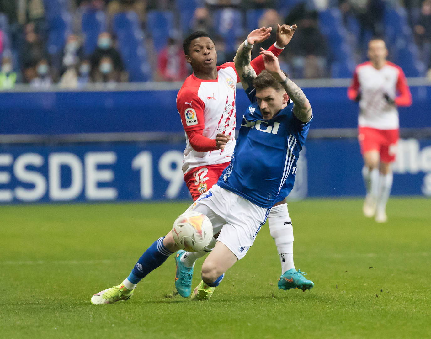 La UD Almería, del avión al diván