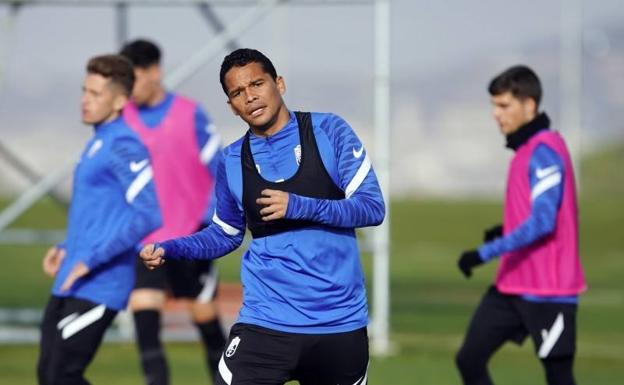 Bacca, Soro y Eteki quedan en una situación incierta en el equipo