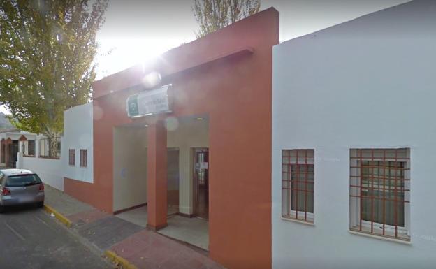 Dos encapuchados asaltan el centro de salud de Purullena para llevarse tranquilizantes