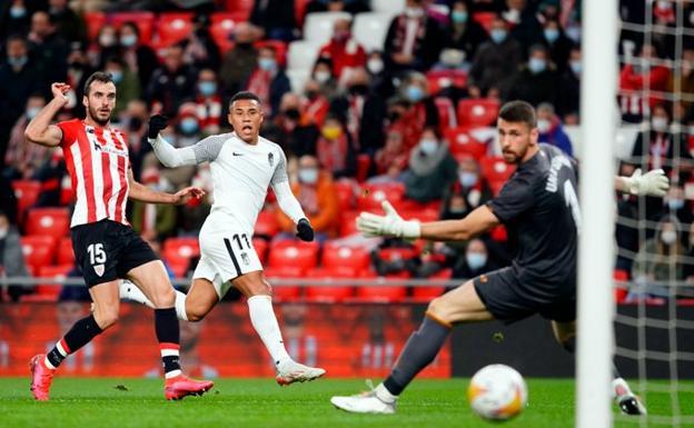 Machís, en Estados Unidos a la espera del acuerdo entre clubes