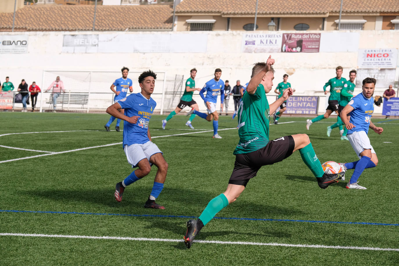 El Huétor Vega da por bueno el punto sumado ante un rival directo