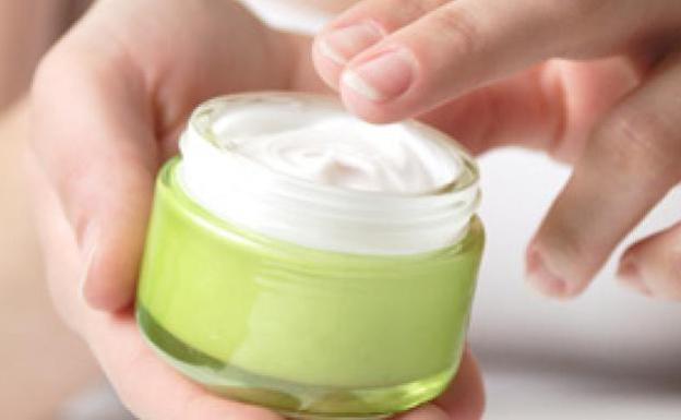 La OCU advierte de los peligros de algunos cosméticos por sus ingredientes