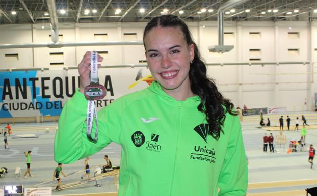 Unicaja firma diez metales en el Campeonato de Andalucía de pista cubierta