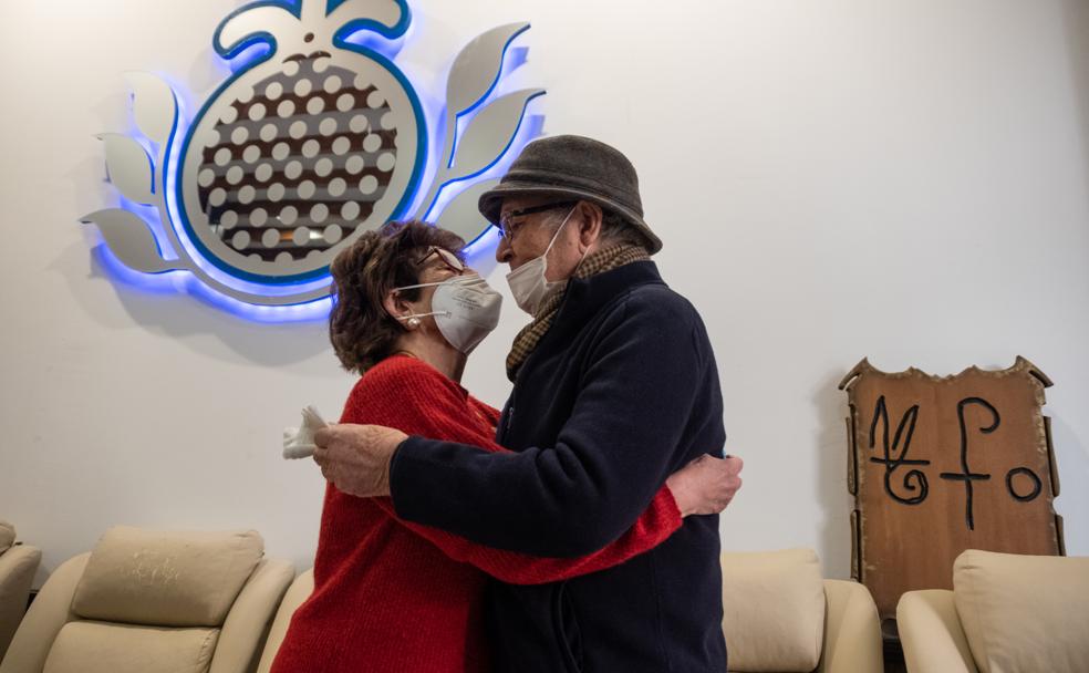 60 años juntos en tiempos de Instagram y Tinder