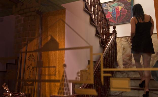 Le piden tres años de cárcel por tener a la mitad de la plantilla de un club de alterne de El Ejido sin dar de alta