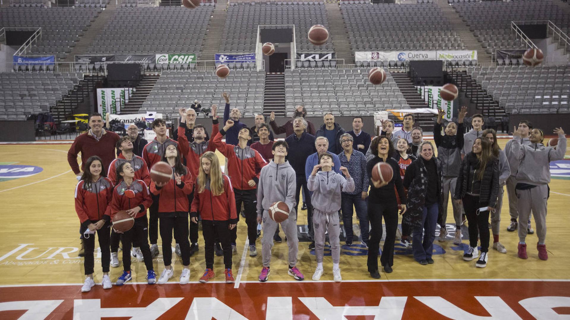 El 'Dream Team Graná' da la bienvenida a la Copa