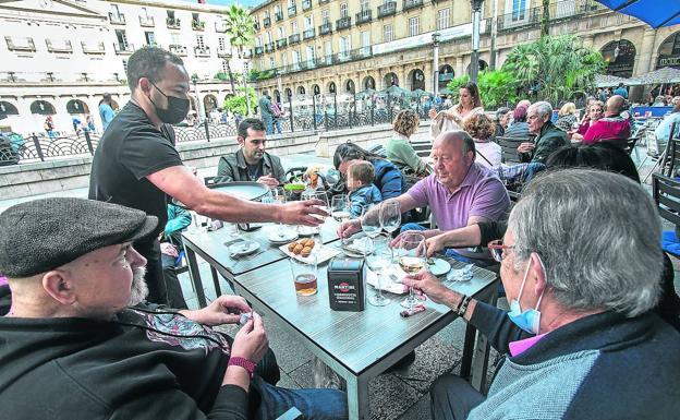 España libera de restricciones a la hostelería con el declive de la sexta ola