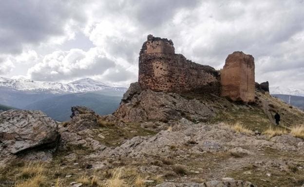 Aldeire iniciará en marzo la recuperación del castillo de la Caba tras siglos de abandono