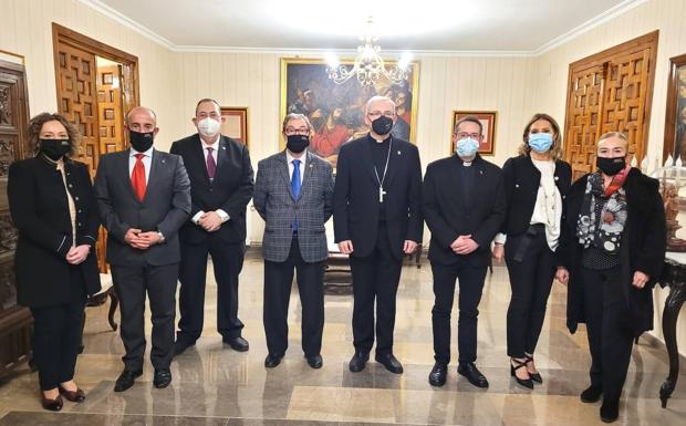 El obispo «tiene ganas» de vivir la Semana Santa de Jaén en las calles