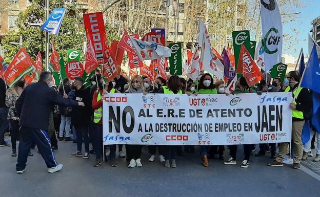 Atento despide finalmente a 129 trabajadores de su centro en Jaén
