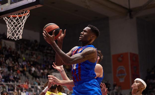 Mirotic sostiene al Barça frente a un gran UCAM Murcia