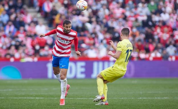 Víctor Díaz: «Tuvimos ocasiones pero no las metimos»