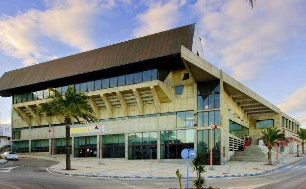 La Policía detecta «graves» irregularidades en los contratos del Pabellón de Carboneras