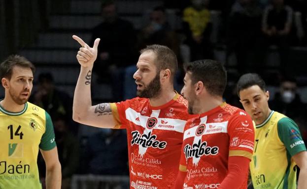 Solano reina en un Olivo Arena que deja de ser talismán