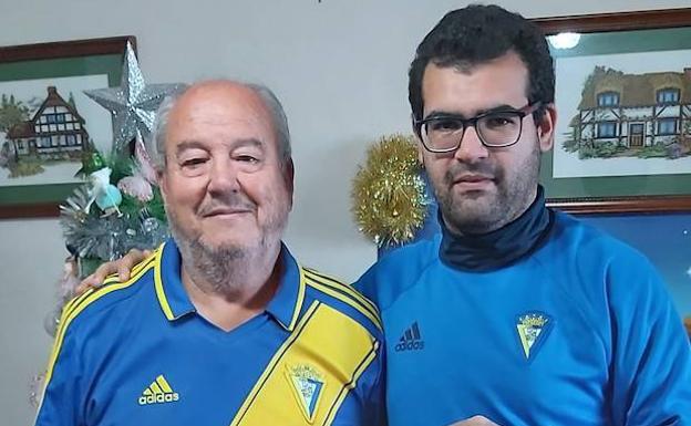 Los aficionados cadistas de los cromos estarán en Los Cármenes