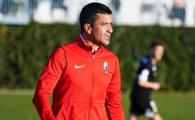 Torrecilla avisa: «Si bajamos el nivel, cualquiera nos puede pintar la cara»