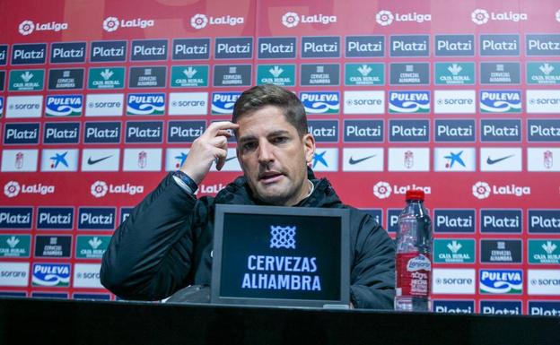 Robert Moreno insiste en que el equipo y el club «están unidos»