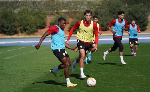 Babic 'busca' compañero en el centro de la zaga para Zaragoza... y el futuro