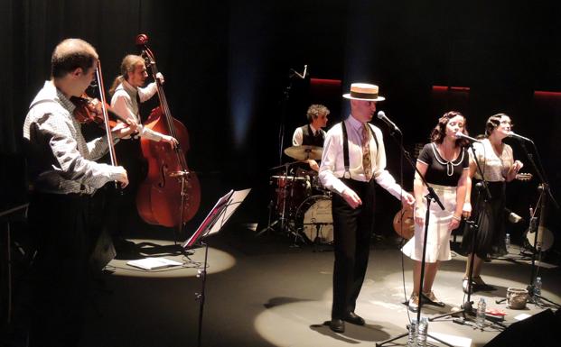 «La diversión no está reñida con la complejidad musical»