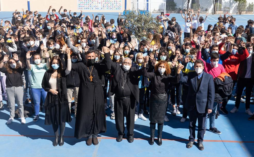 Una oración de católicos, protestantes, evangelistas y ortodoxos de Granada por la paz en Ucrania
