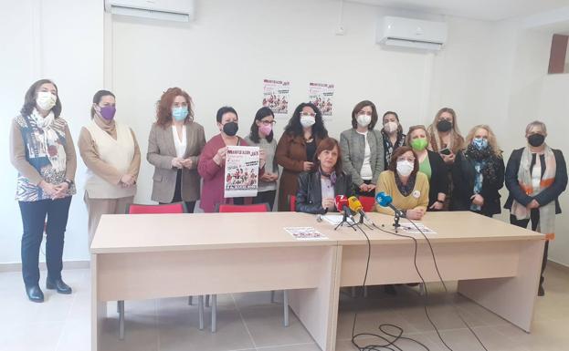 La Comisión de Igualdad propone un 8-M festivo y reivindicativo