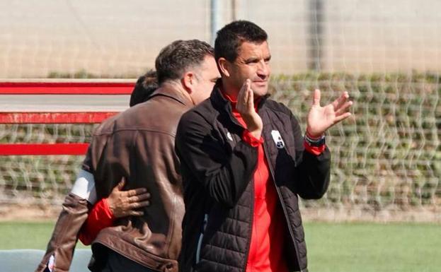 Despedida amarga de Torrecilla como técnico del Recreativo