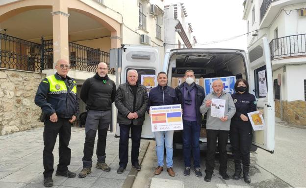 Vladimir inicia la ruta desde Íllora para entregar ayuda a su hijo en la guerra de Ucrania