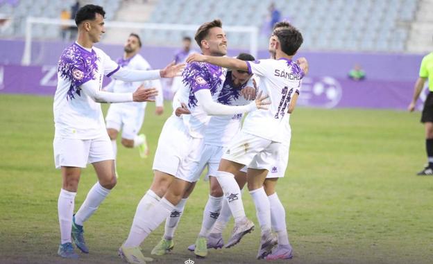 Real Jaén - Torredonjimeno, un derbi con mucho en juego