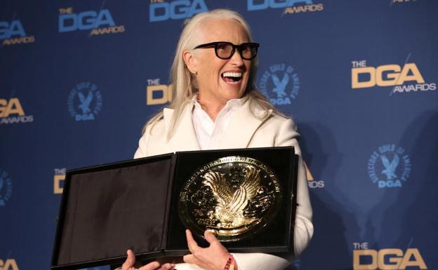 Jane Campion triunfa con 'El poder del perro' en unos Bafta que se olvidan de Almodóvar