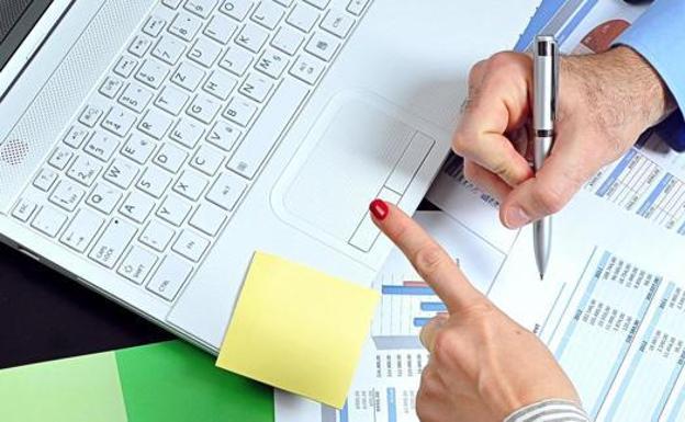 Casos y cantidades en las que es obligatorio hacer la Declaración de la Renta