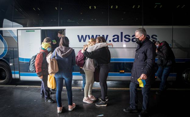 Salud envía a los centros un protocolo de actuación sanitaria para atender a los refugiados