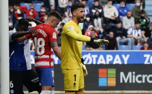 Maximiano detiene un penalti por segunda vez esta temporada