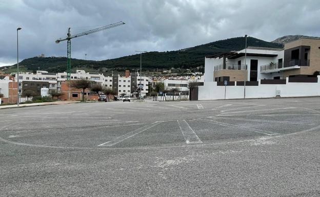 La famosa rotonda del barrio de Los Robles dejará de ser 'virtual'