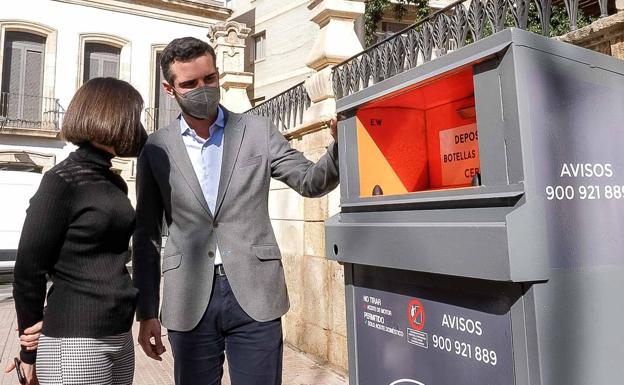 Almería recicla 43.188 kilos de aceite vegetal procedente de 120 contenedores