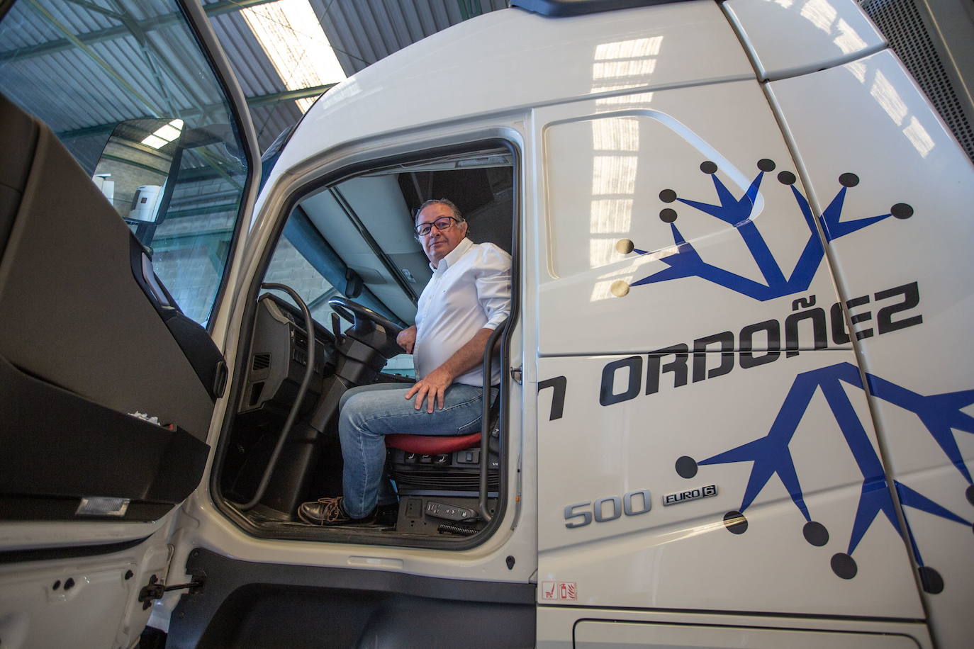 La Asociación granadina de transportes se suma al paro: «No podemos estar de espaldas, son los nuestros»