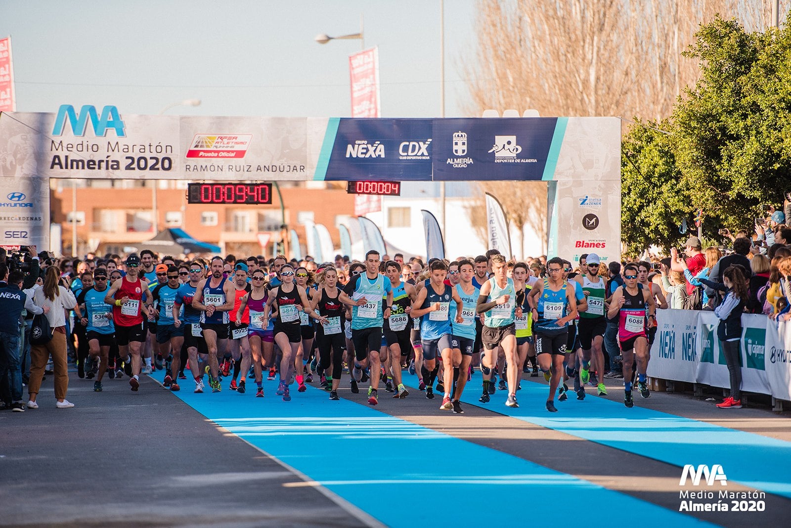 La huelga del transporte aplaza la Media Maratón